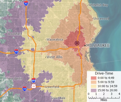 Map of 5-minute drive time bands around a location in Milwaukee, Wisconsin