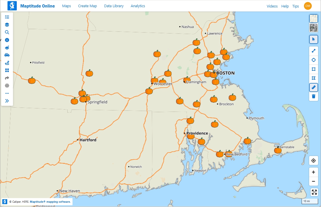 Maptitude Online map of Spirit Halloween store locations in Massachusetts, shown with pumpkin icons
